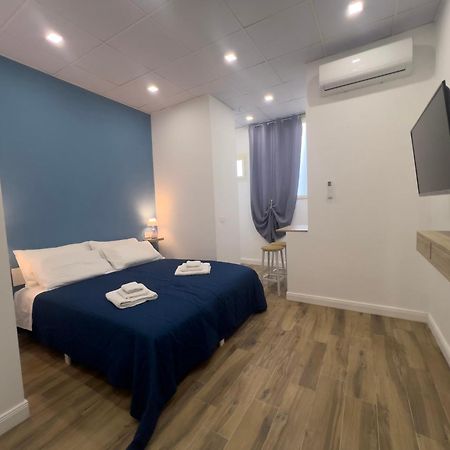Aura Apartments Napoli Екстериор снимка